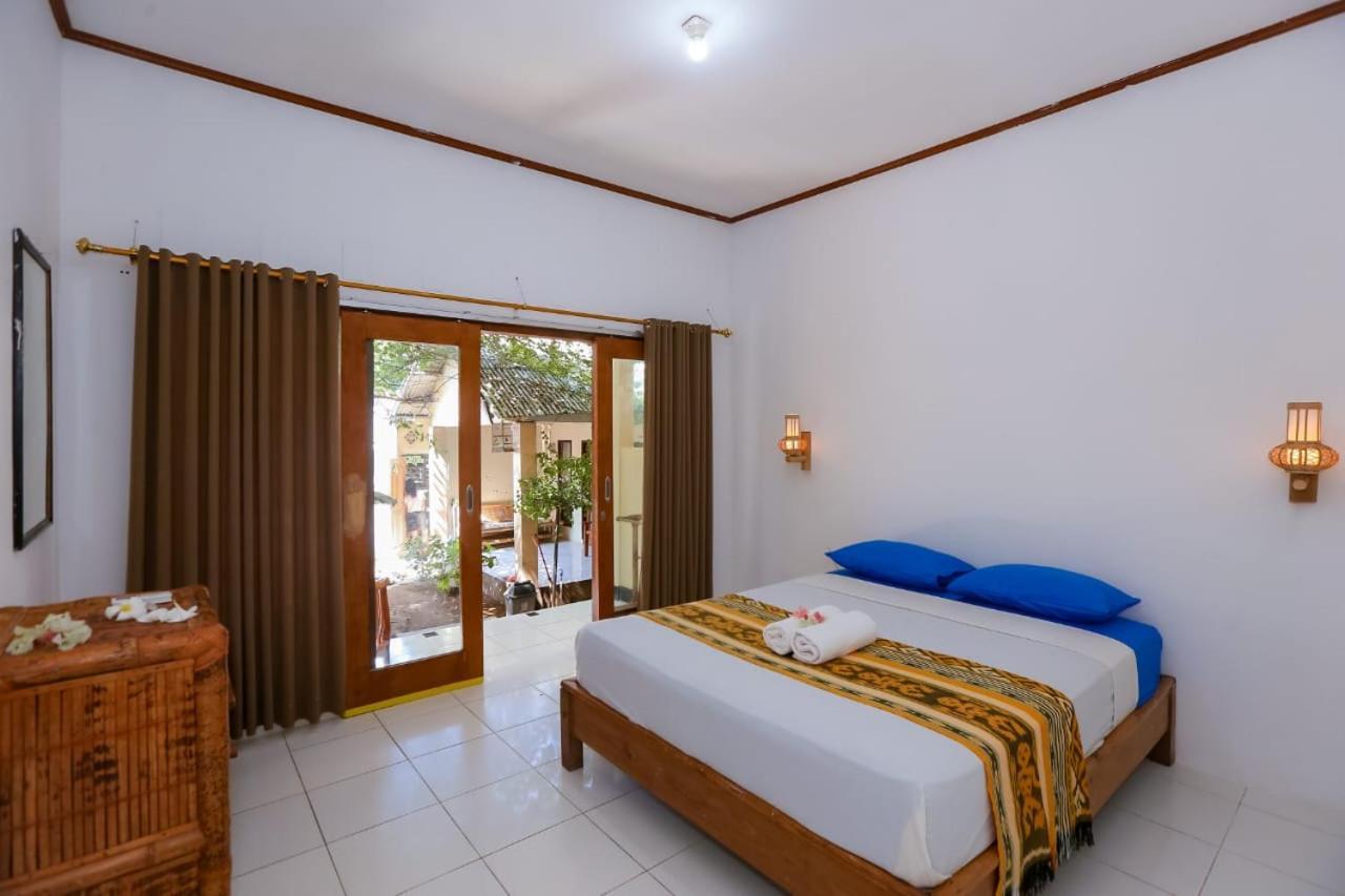 Radika House Apartment Gili Trawangan Exterior photo
