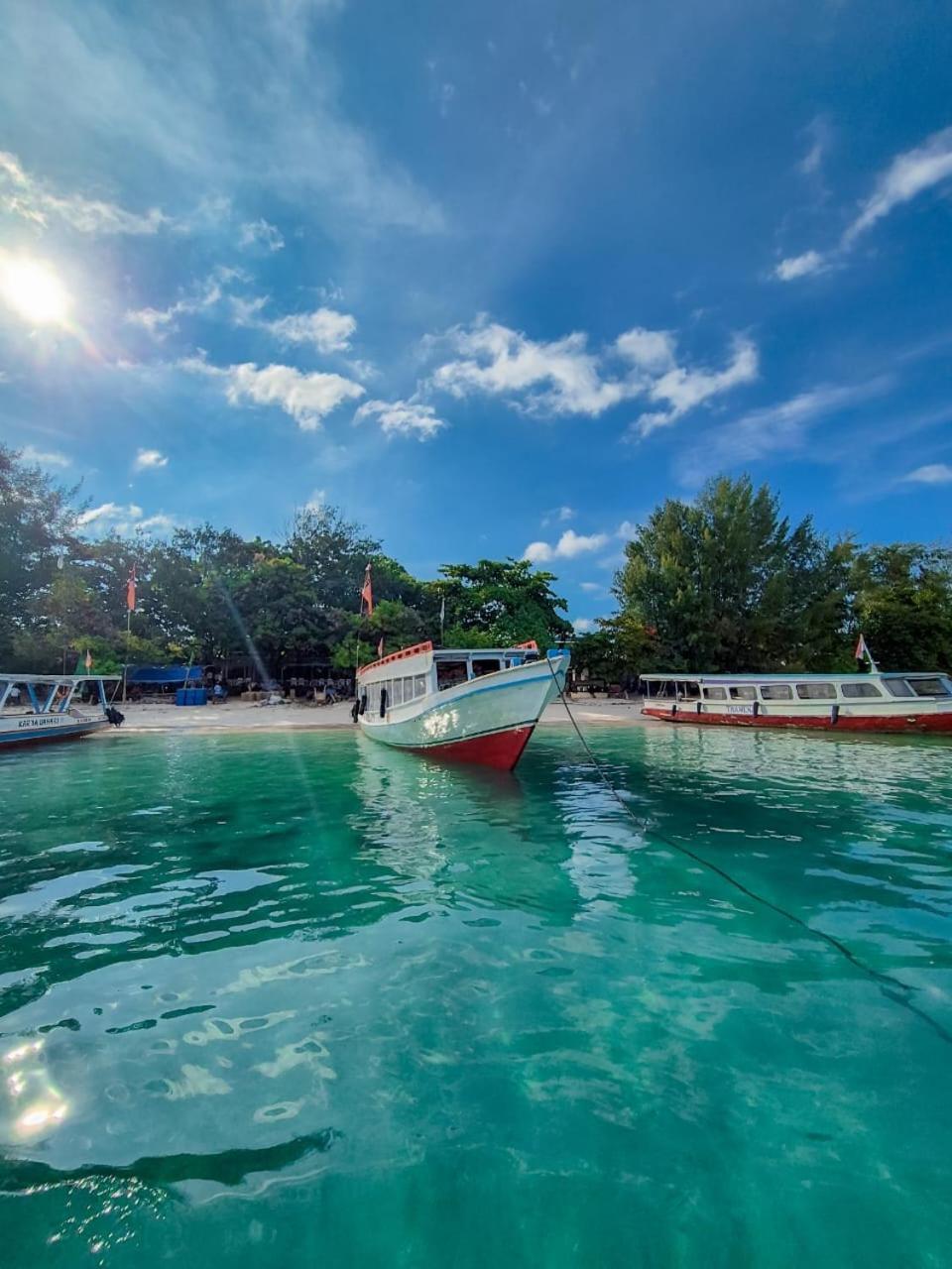 Radika House Apartment Gili Trawangan Exterior photo